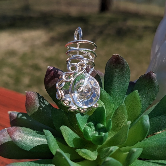 .925 Sterling Silver Crescent Moon Pendant Sparkly Artisan Spiral Beautiful - Picture 3 of 17